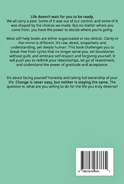 Clarity in the mirror: Reflect, release and rebuild - Hardcover
